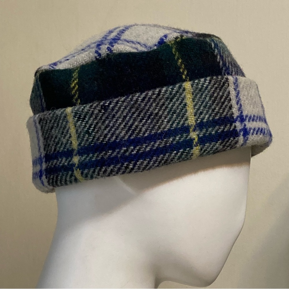 PURE NEW WOOL UNISEX BEANIE